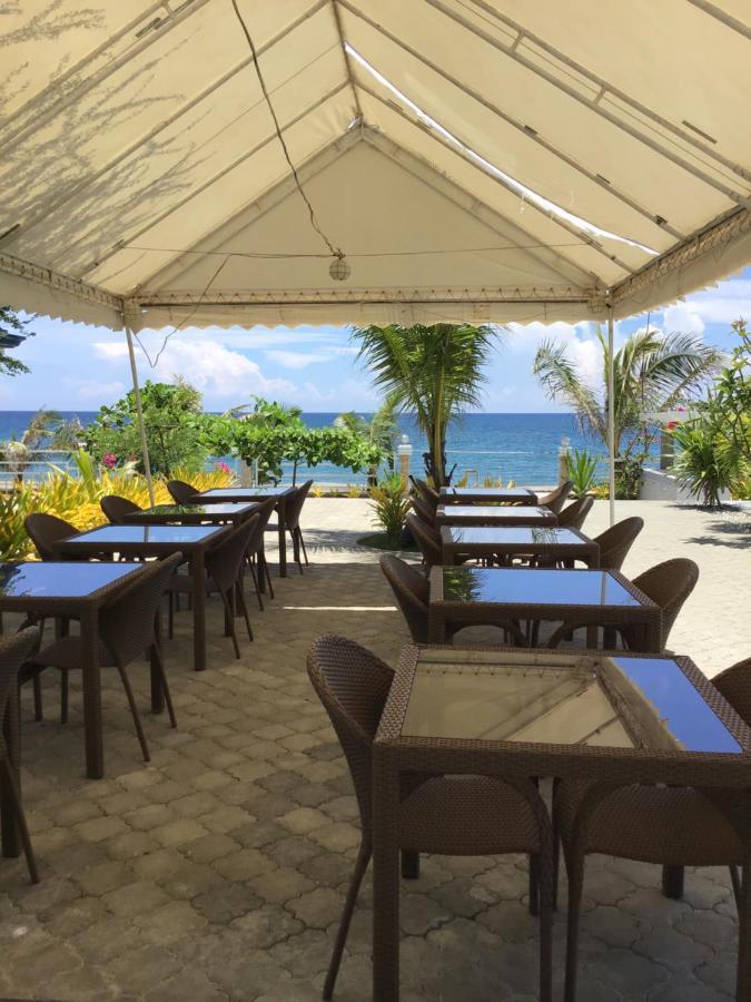 Em Royalle Hotel & Beach Resort Сан-Хуан Экстерьер фото