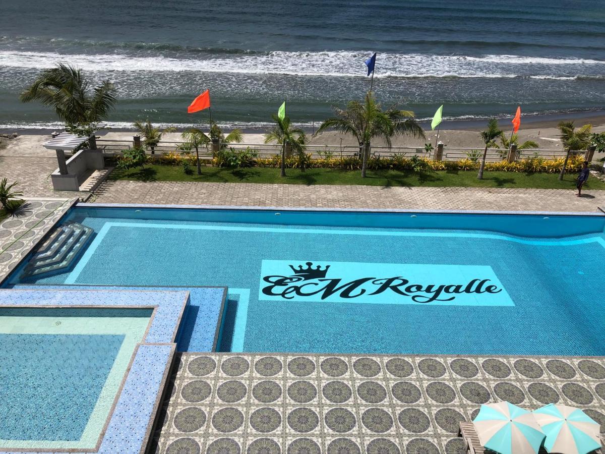 Em Royalle Hotel & Beach Resort Сан-Хуан Экстерьер фото